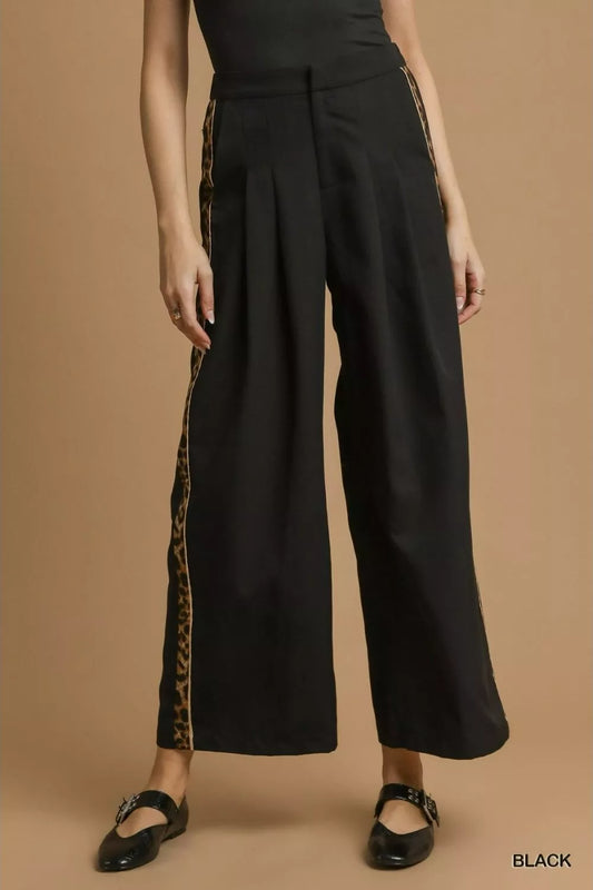Front Pleated Wide-Leg Pants with Contrast Leopard Trim