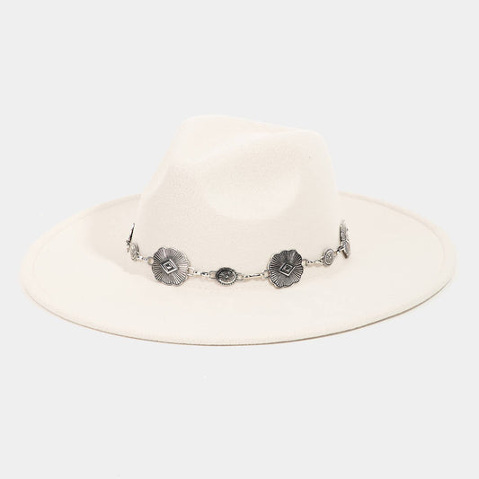 Creamy Flat Brim Hat with Silver Chain