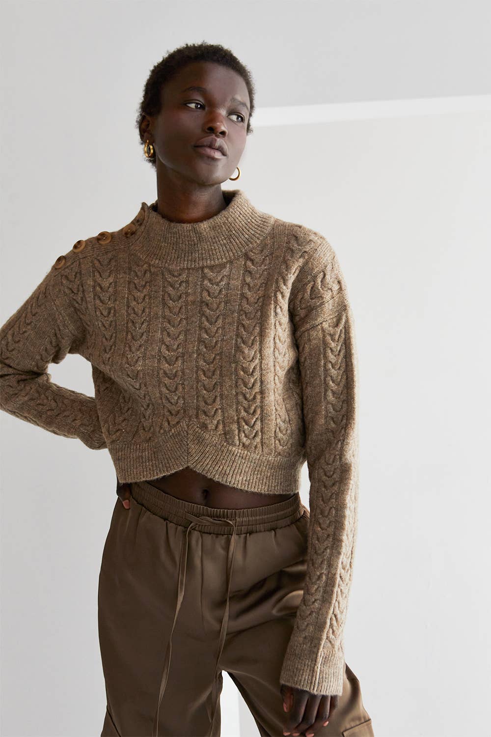 BRIGETTE Crop Sweater レディース Latte Crop Sweater – BRIDGET COLLECTION