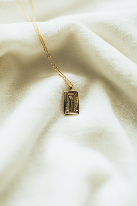 Emily Palm Tree Necklace